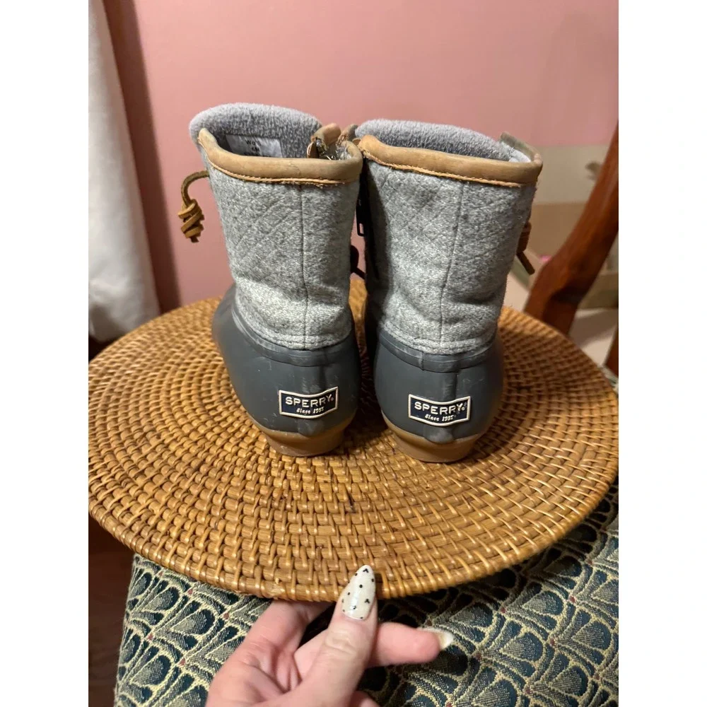 Sperry Saltwater Grey Wool Quilted Duck Boots Insulated STS82475 Womens 6M